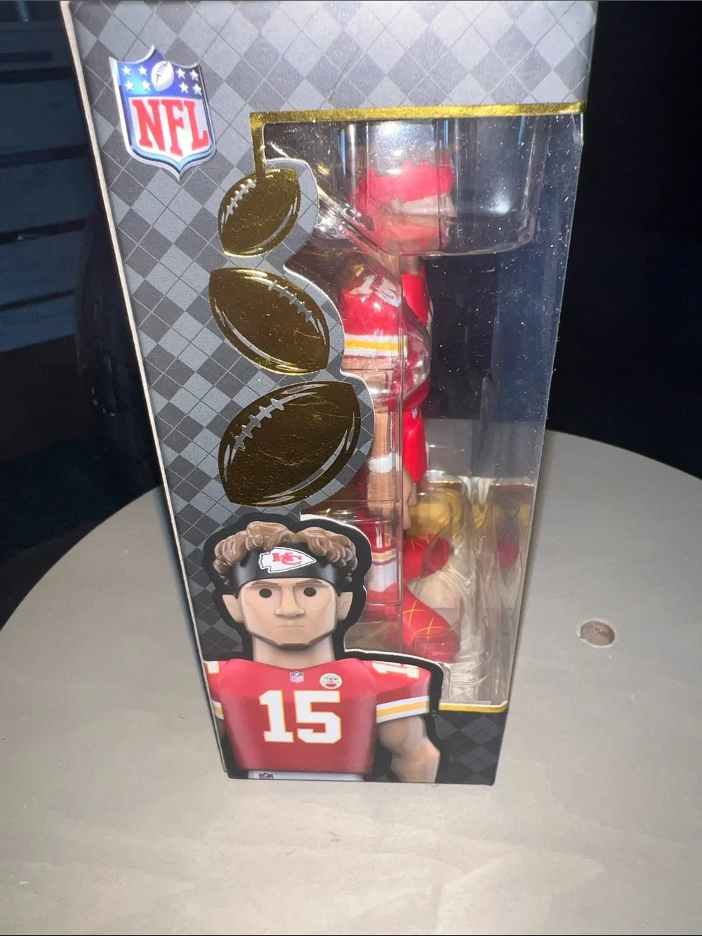 Patrick Mahomes Funko Gold – CHASE Edition – NFL Premium Vinyl – BNIB